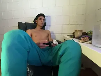 Max_TheHorseDick webcam model stream image