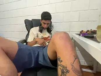 Max_TheHorseDick webcam model stream image