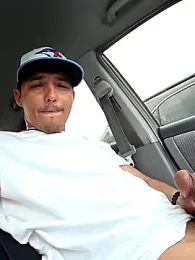 HoofedCylinder webcam model stream image