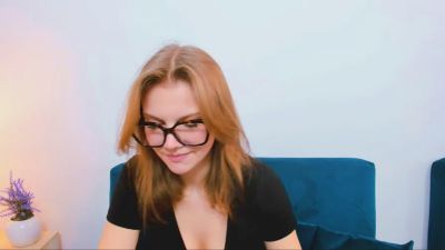 StormiDoll webcam cam4 model stream image