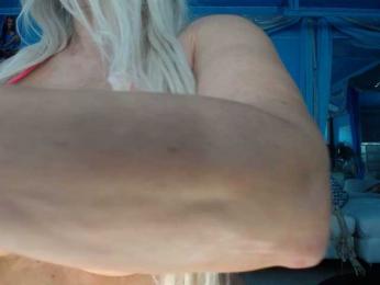 adrianna_fox webcam model stream image