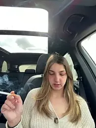 DoriDelux66 webcam stripchat model stream image