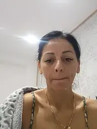 bruneta_sexy23 webcam model stream image