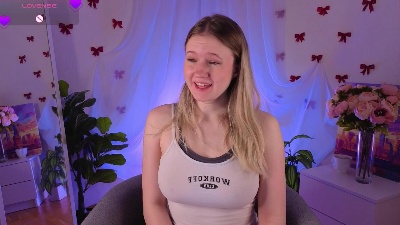 VeronaAshmore webcam model stream image