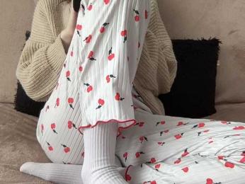 BestyBoobs webcam model stream image