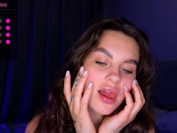 VALERIYAAA webcam model stream image