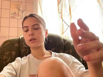 RonnaWillow webcam bongacams model stream image