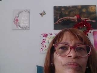 bustyxmilf webcam model stream image