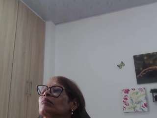 bustyxmilf webcam model stream image