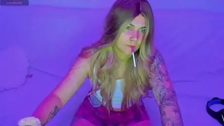 MiaKiittyy webcam model stream image