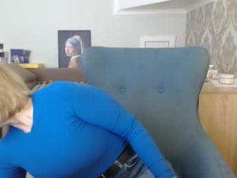 mallinia webcam model stream image