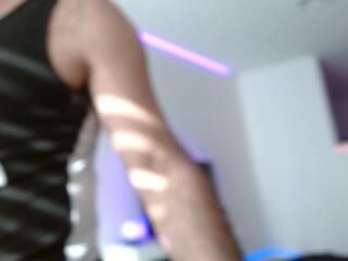 Killian & Crew webcam model stream image