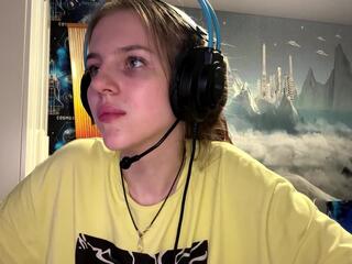 Twanda Lunstrum webcam model stream image