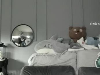 lonelly_lolly98 webcam model stream image