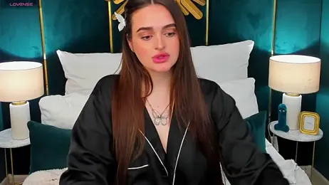 AdellSky webcam model stream image