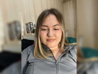 SunshineEmma webcam model stream image