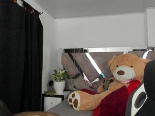 Amara Jons webcam model stream image