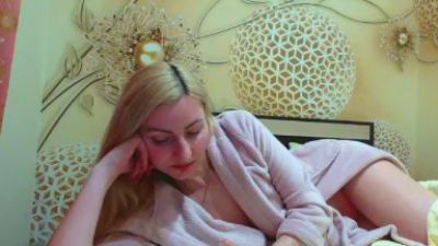 Yourrealgirl webcam model stream image