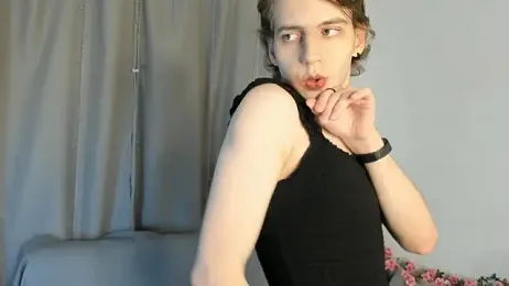 AvenGlow webcam model stream image