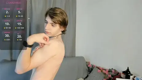 AvenGlow webcam model stream image