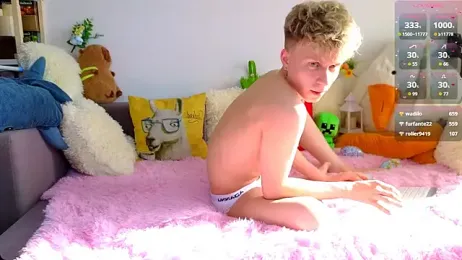 LandelRay webcam model stream image