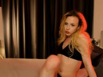 tiffany_king webcam model stream image