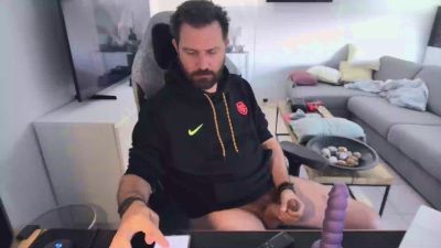 moi92160 webcam model stream image