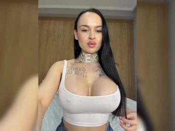 bmw_m8 webcam model stream image