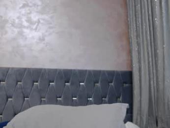 10in_deluxe webcam model stream image