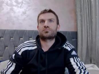 10in_deluxe webcam chaturbate model stream image