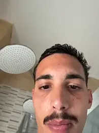 piccolo2002 webcam model stream image