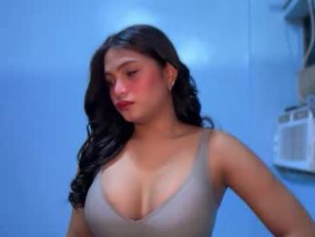 sweet_scarllet12 webcam chaturbate model stream image