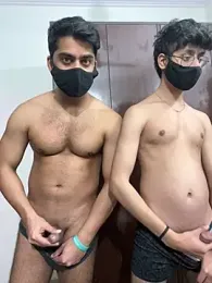 john_desihunks webcam model stream image