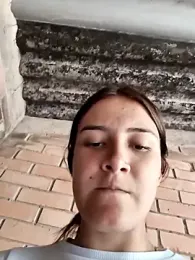 laura_arias018 webcam stripchat model stream image