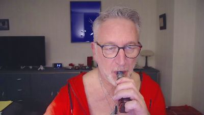 Takyourme webcam model stream image