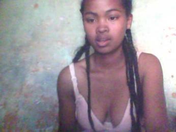 Allycha1 webcam model stream image