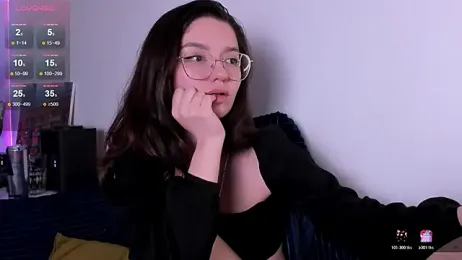 miabellee_ webcam model stream image