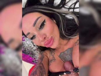 Cristalkate webcam model stream image