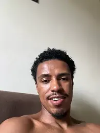 LorenzoBlack27 webcam model stream image