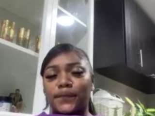 miss-mian webcam camsoda model stream image