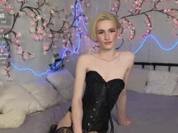 kris_mon webcam model stream image