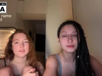 miafleur webcam model stream image