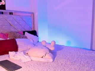 Emeely Romero webcam model stream image