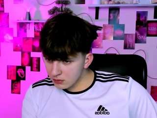 travis-wolf webcam camsoda model stream image