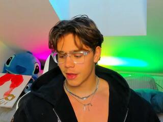 Spencer Roth webcam model stream image