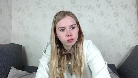 sofiaa_here webcam stripchat model stream image