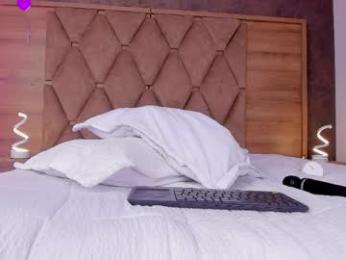 eimyandmaxi webcam chaturbate model stream image