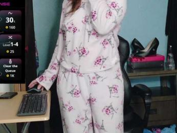 TreeJeanne webcam model stream image