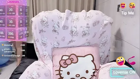 Puting_q webcam stripchat model stream image