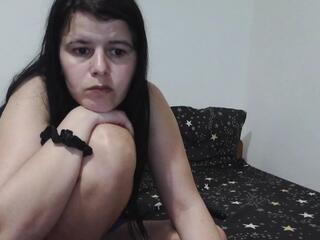 Alexa Carbon webcam model stream image